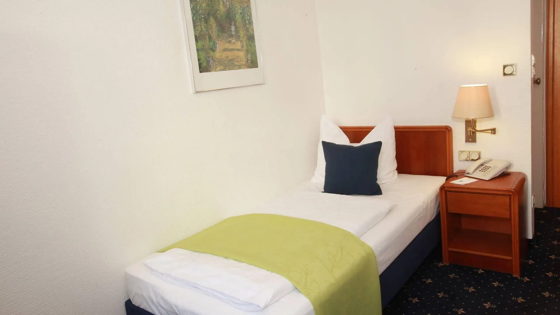 Hotel Excelsior - Central Station Frankfurt am Main