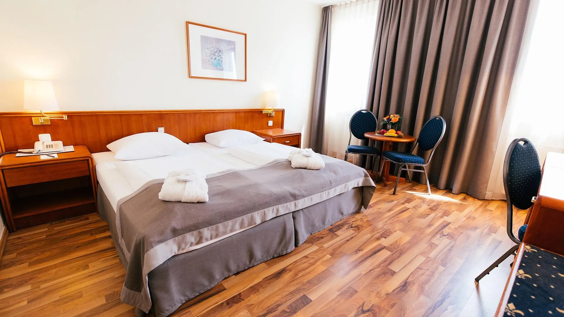 ***  Hotel Excelsior - Central Station Frankfurt am Main Germany